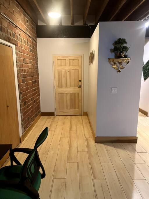 Serene Living Downtown Stl Loft Σαιντ Λούις Εξωτερικό φωτογραφία
